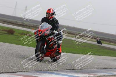 media/Nov-30-2025-TrackDaz (Sun) [[d8b22663df]]/B Group/Session 5 (Wheelie Bump)/